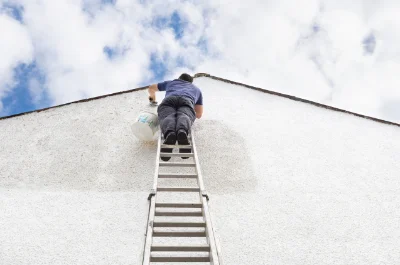 Peinture extérieure à Merdrignac — façades et ravalement